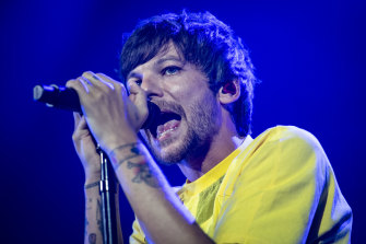 Louis Tomlinson performs at the Hordern Pavilion on Friday night.