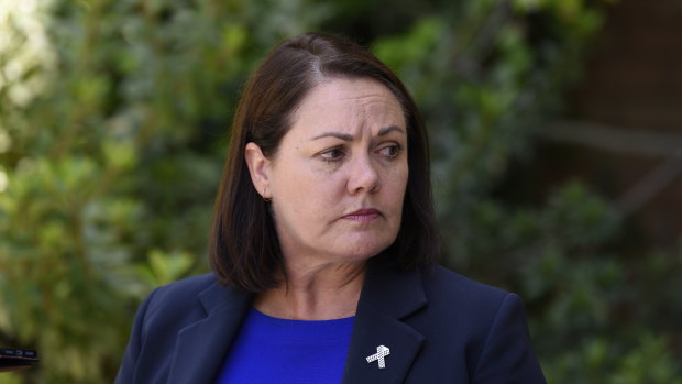 Opposition leader Liza Harvey has dismissed a poll suggesting she could lose her seat.