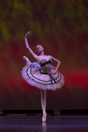 Jasmin Forner in "Coppelia". Australian Ballet School 2017. 