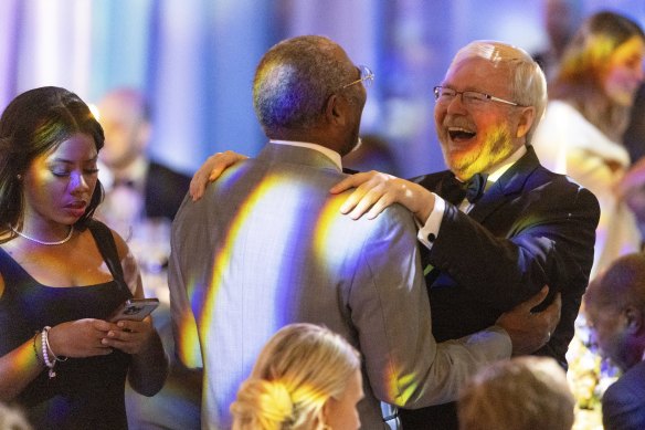 Australia’s ambassador to the US, Kevin Rudd, mingles with guests at a state dinner hosted by Joe Biden at the White House during Anthony Albanese’s state visit.