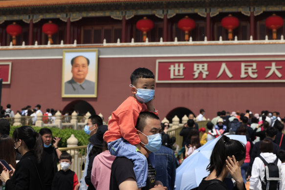 Çin, doğum oranını yükseltmek ve nüfus artışını hızlandırmak istiyor. 