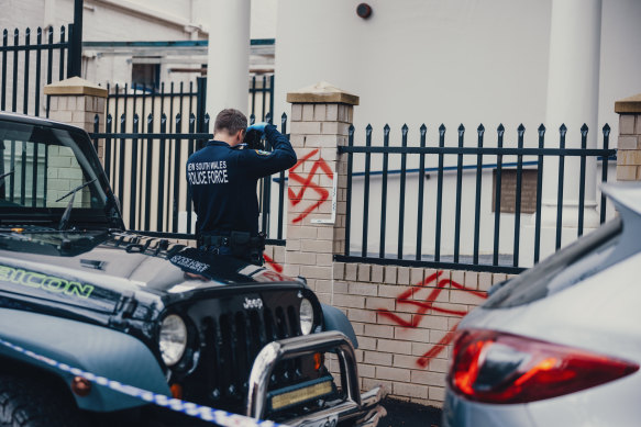 Police are investigating graffiti sprayed on the Newtown Synagogue on Saturday morning.