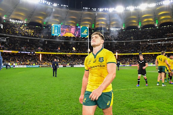 James O'Connor should start in the all-important No.10 jersey instead of Brumbies young gun Noah Lolesio.