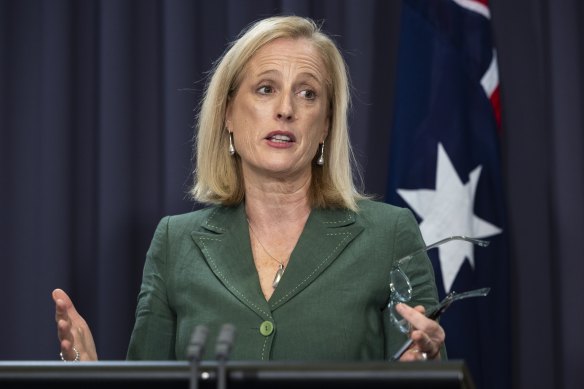 Finance Minister Katy Gallagher denies a report on the gender pay gap was useless. 