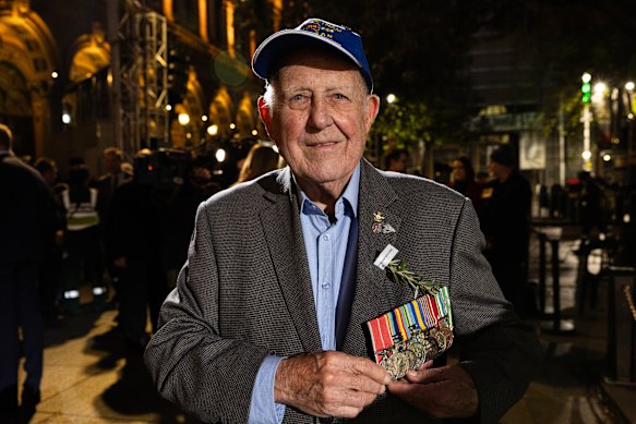 Vietnam veteran John Murray came to Sydney for the dawn service, and was taken aback by its size. 