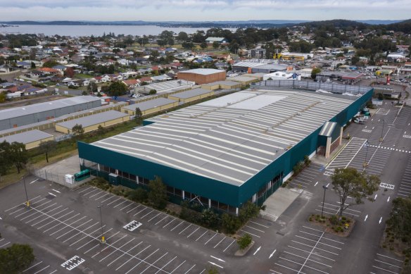 A former Bunnings site in Belmont, near Lake Macquarie in NSW, will be turned into a new mass vaccine hub.