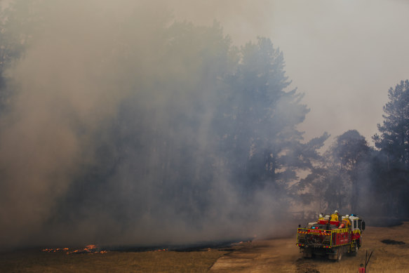 A fire burns near Jinglemoney Road, Braidwood, in the Southern Tablelands.