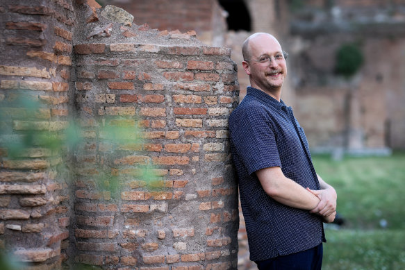 Sam Riviere’s “collaboration” with AI is one of a kind.