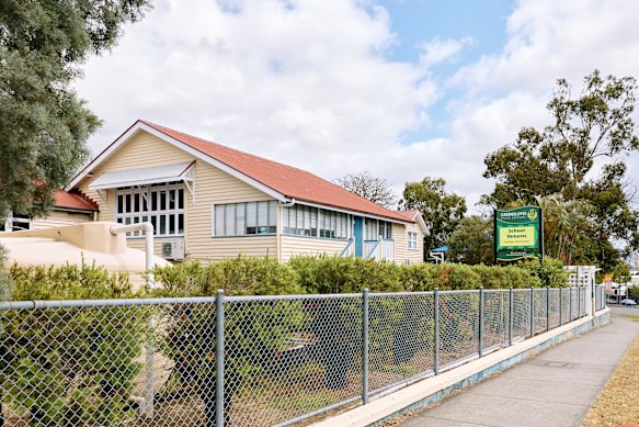 Greenslopes State School.