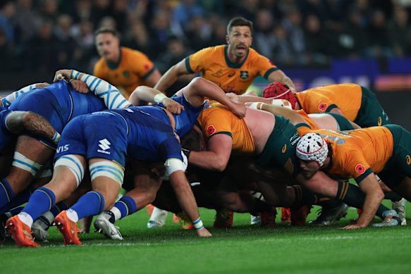 Jake Gordon behind the Wallabies’ scrum.