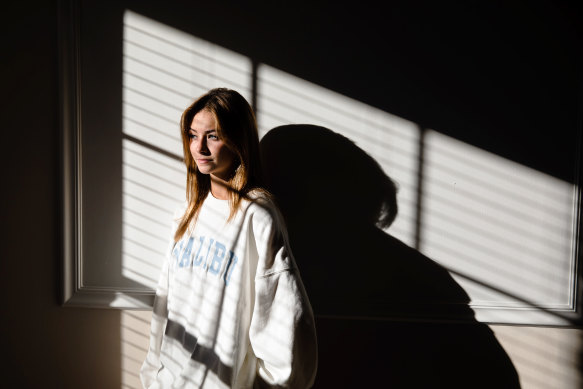 Ava Majury’s online venture plunged her family into a nightmare, but her parents decided not to pull the plug. 