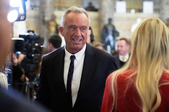 O secretário de Saúde e Serviços Humanos dos EUA, Robert F. Kennedy Jr, fez muito para manchar a marca Kennedy.