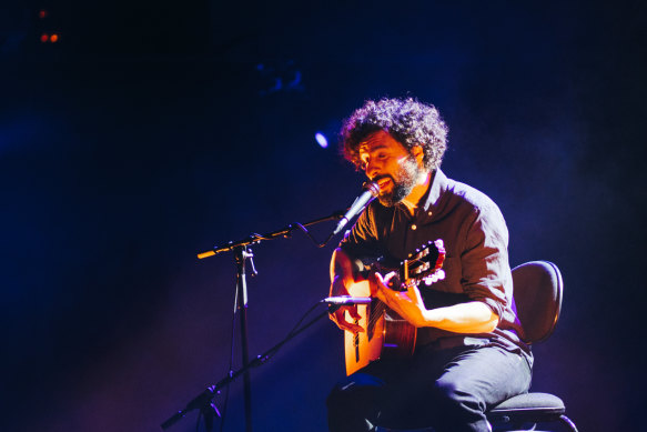 Jose Gonzalez’s show was not for anyone feeling sleepy.