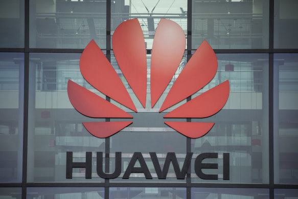 The WA government will pay a Huawei led consortium $6.6 million over a failed Metronet contract.