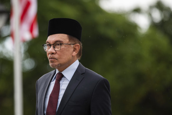 Malaysian Prime Minister Anwar Ibrahim has promised to fight graft.