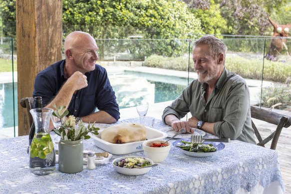 Matt Moran and Richard Roxburgh sit down to eat and talk for Memory Bites with Matt Moran. 