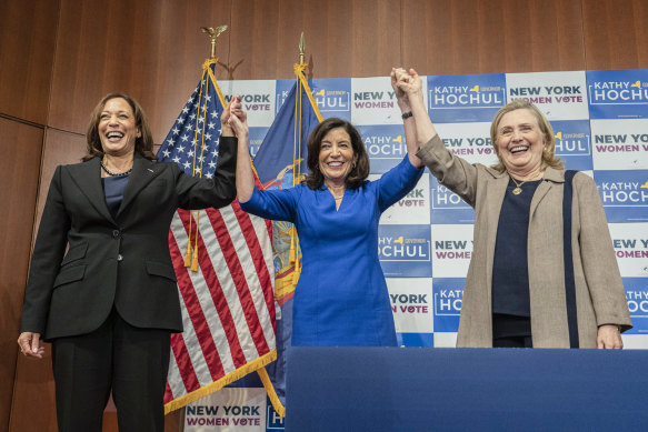 Harris, New York Governor Kathy Hochul and Clinton at a rally in Manhattan in 2022.