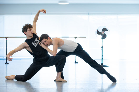 Dancers Callum Linnane and
Adam Elmes from The Australian Ballet in rehearsal for Obsidian Tear.