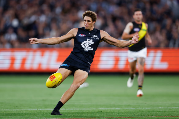 Charlie Curnow of the Blues.