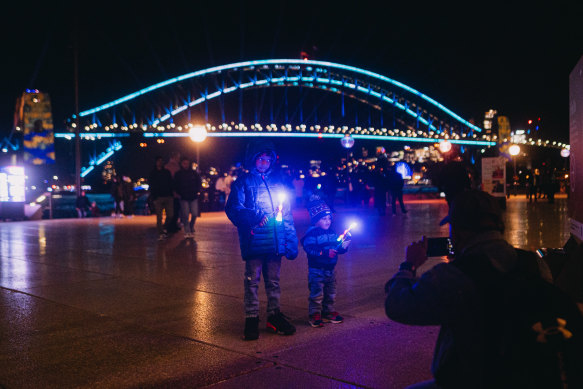 International tourists were generally more happy to pay, but a photo with a major landmark costs nothing.