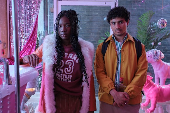 Vivian Oparah as Jess and Bilal Hasna as Elliot are besties bonded by grief in Dead Hot.