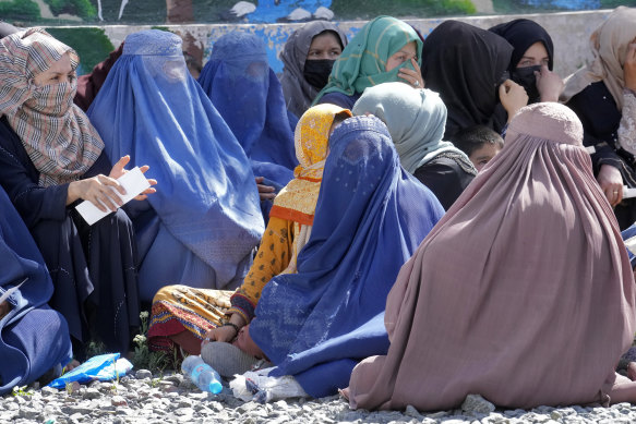In a hardline pivot, the Taliban have ordered all Afghan women to wear head-to-toe clothing in public.