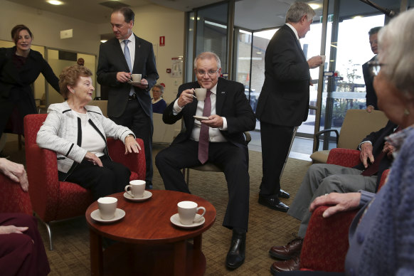 Prime Minister Scott Morrison visits a Canberra retirement village with ministers Greg Hunt and Ken Wyatt in September 2018.