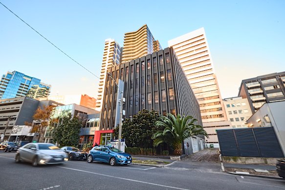 29-33 Palmerston Crescent, South Melbourne