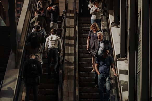 Australian workers have been robbed of $500,000 by the slowdown in productivity over the past 25 years, according to former Treasury head Ken Henry.