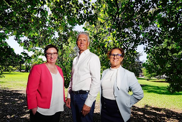 Greenvale Residents Association president Tamara Nolan, Greenvale Shopping Center owner Jamie Gray and Sophie Panigirakis of Women's Community Shelters are working to open the first community-run shelter in Melbourne's north. 