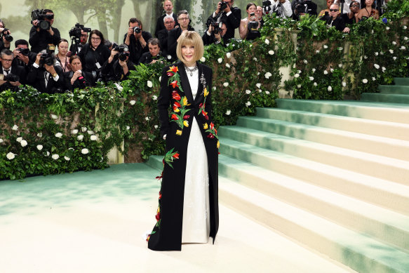 Anna Wintour attends the 2024 Met Gala.