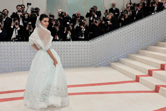 Dua Lipa at 2023 Met Gala: Chanel Bridal Gown Worn by Claudia Schiffer