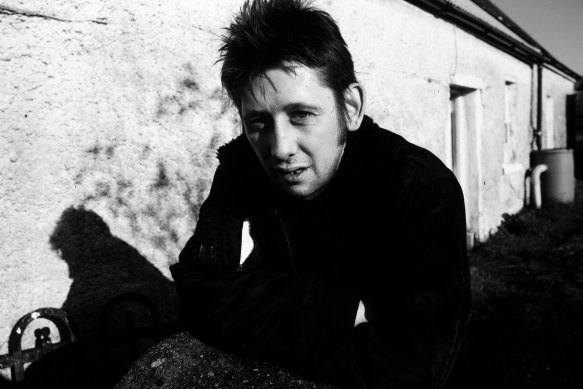 MacGowan at his family home in Nenagh, Ireland, in 1997. 