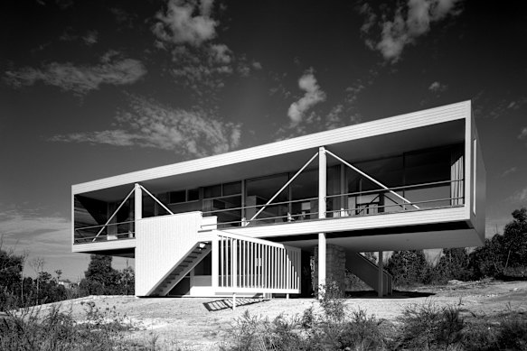 Julian Rose House, Wahroonga, Sydney 1950-54. Architect, Harry Seidler. 