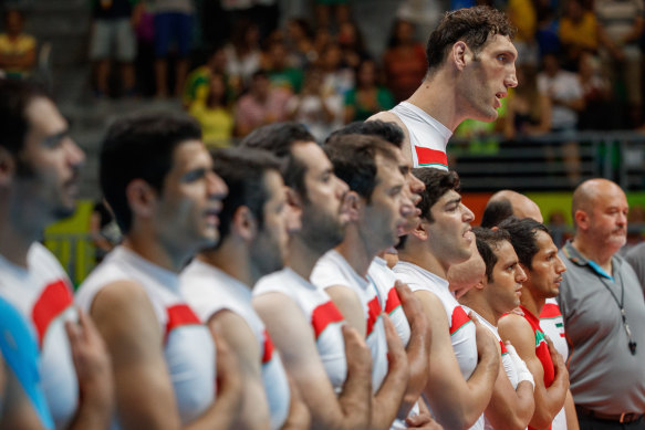 Morteza Mehrzad Seljani with his teammates in 2016.