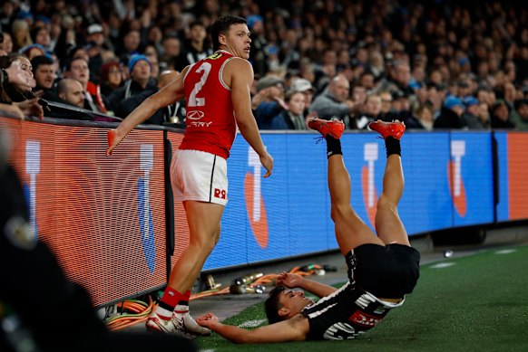 The battle between Marcus Windhager and Nick Daicos was must-watch viewing all night.