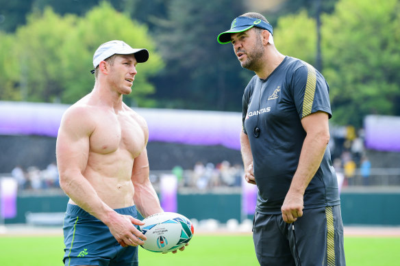 David Pocock chats to Wallabies coach Michael Cheika at the 2019 Rugby World Cup.