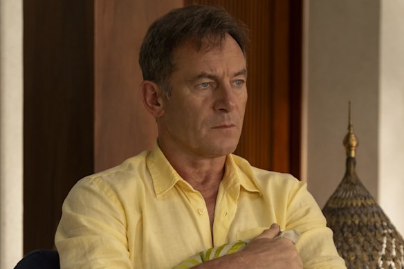 Jason Isaacs as the troubled Timothy Ratliff in The White Lotus.