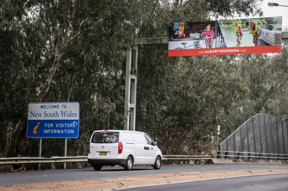 The NSW-Victoria border at Albury-Wodonga has become a flashpoint in the coronavirus recession.