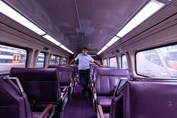 The V-set carriages are probably best known for their purple-coloured reversible seats.