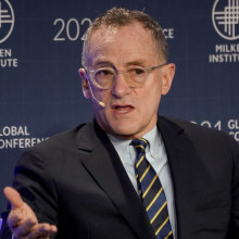 Oaktree's Howard Marks in 'fireside' chats, new funds on horizon