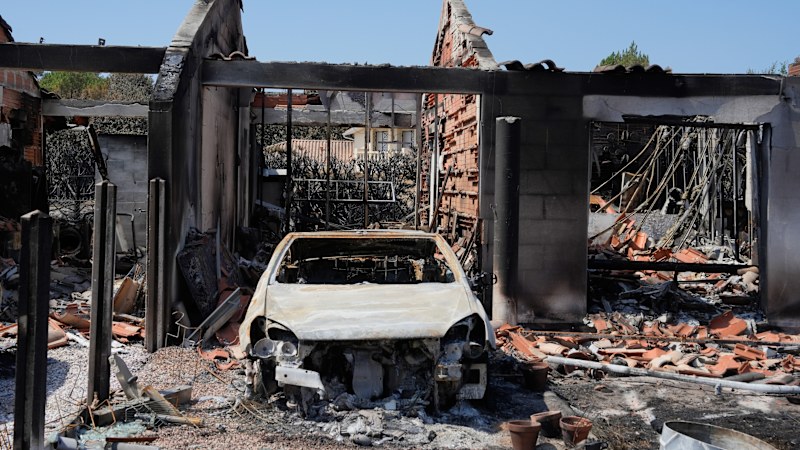 ‘We will win this battle', Macron vows as fires rage