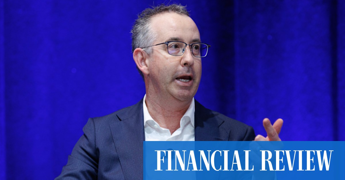 afr.com - Ryan Cropp - AGL chief urges Labor to put gas into renewables subsidy scheme