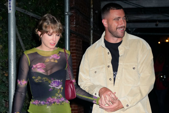 Taylor Swift and boyfriend Travis Kelce step out for dinner in New York City in October.