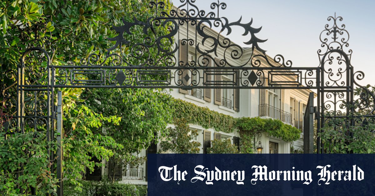Mr Melbourne’s home sold, the Murdochs’ old home hasn’t 2023 in