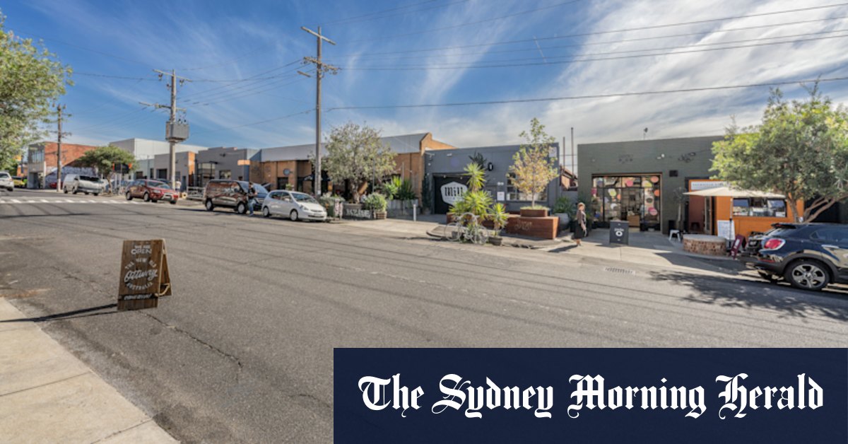 Colingwood chic: coffee, beer, bikes and guitars sell - Vimarsana News