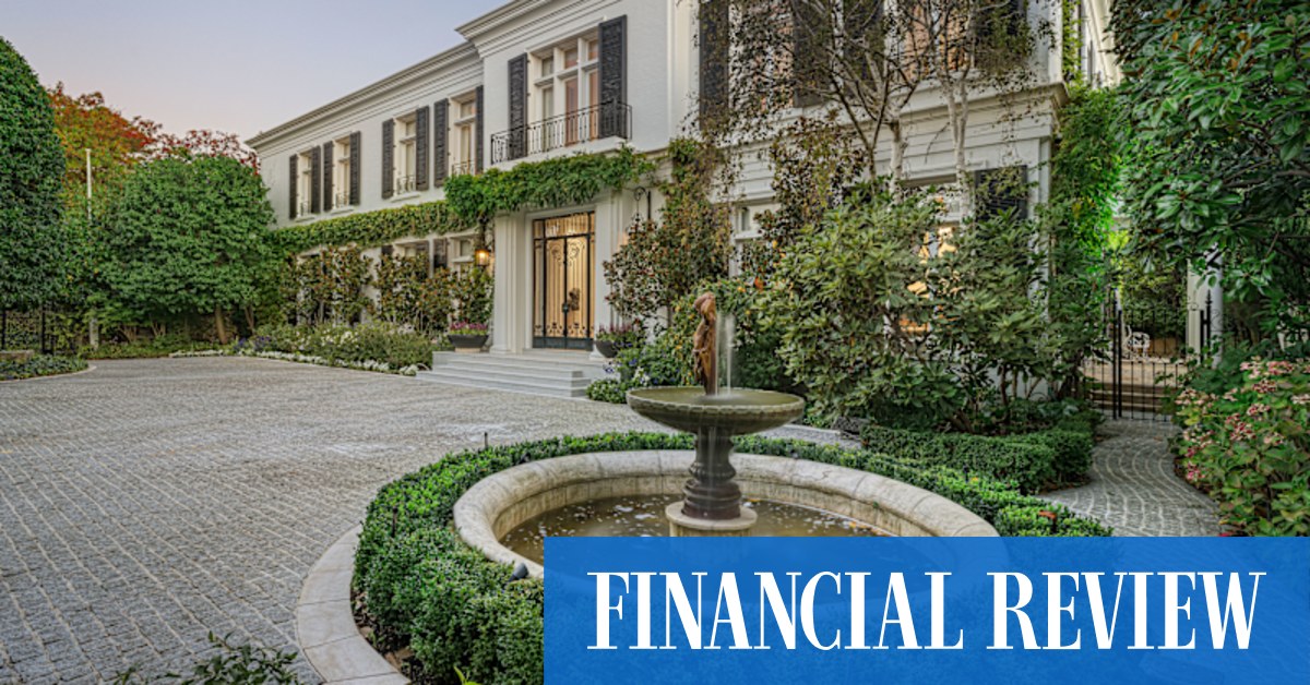 Ron Walker's $60m Toorak pile hits the prestige market - Vimarsana News
