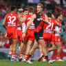 Swans cruise to win over Bombers, Caldwell suffers in heavy collision