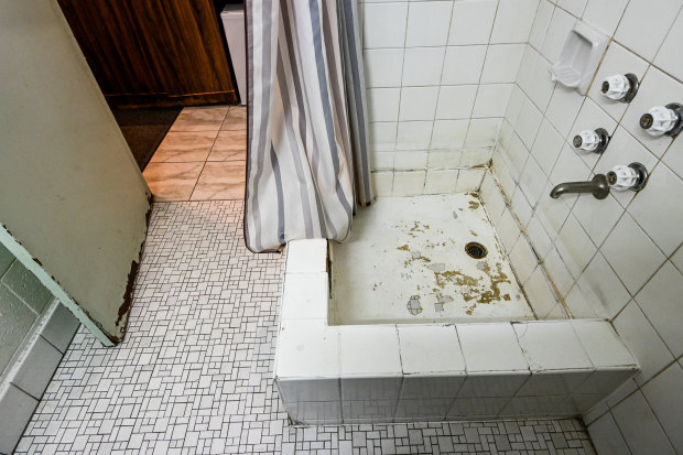 Bathroom in the Coburg Motor Inn