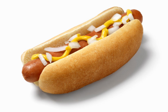 Ultra-processed meat products include sausages, hot dogs and processed snacks. 